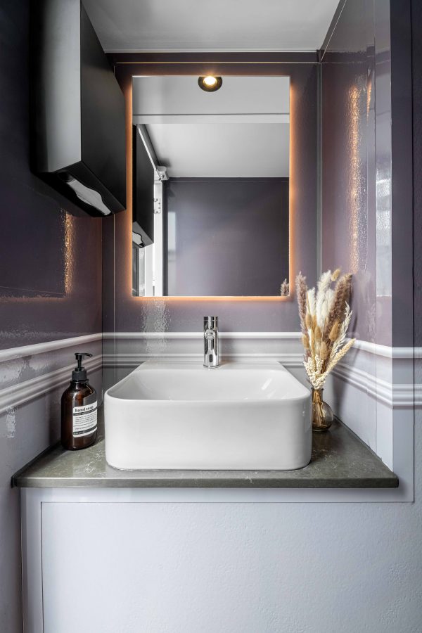 Accessible 4-Stall Luxury Restroom Trailer – photo 3